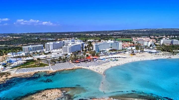 Nissi 3 Amazing Sea View Apartment Ayia Napa Bagian luar foto