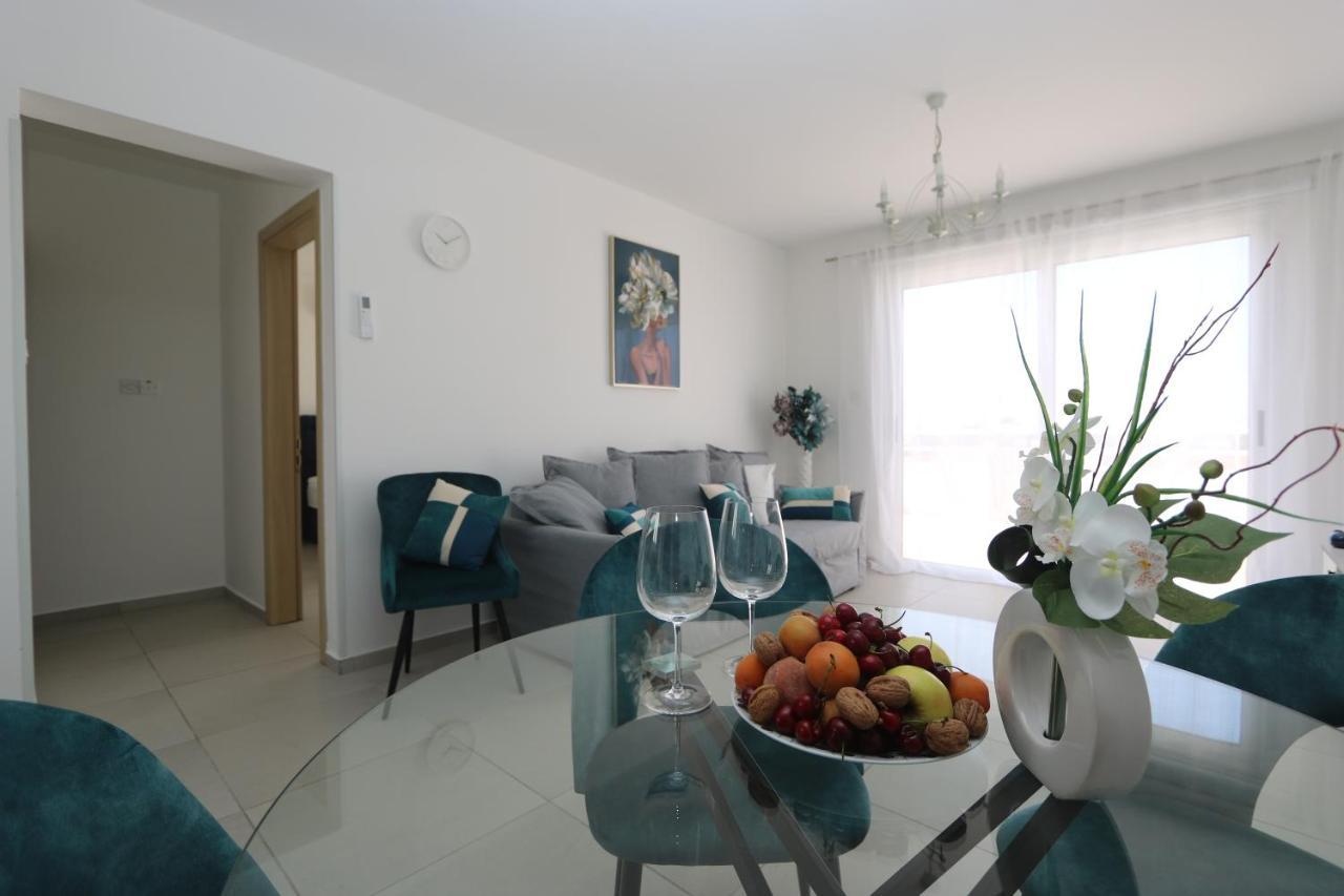 Nissi 3 Amazing Sea View Apartment Ayia Napa Bagian luar foto