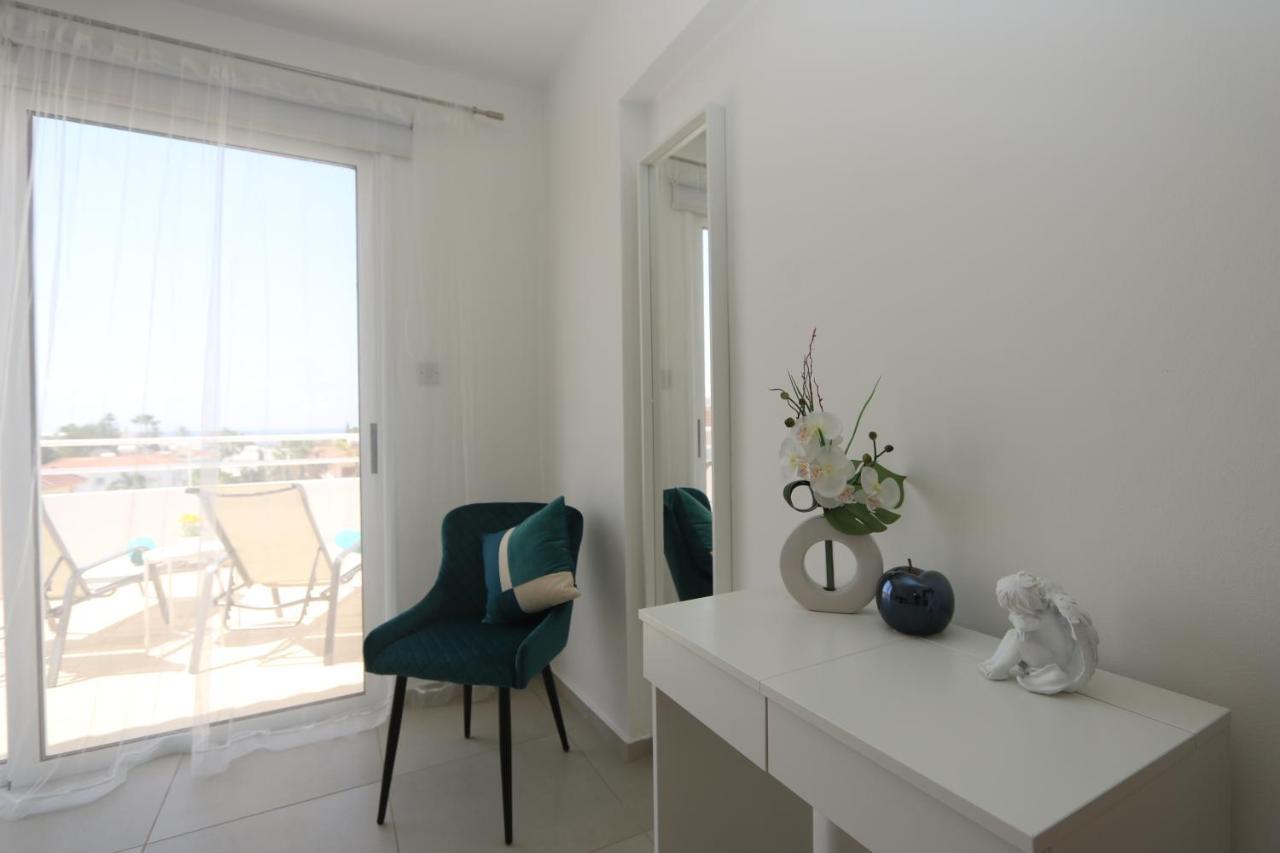 Nissi 3 Amazing Sea View Apartment Ayia Napa Bagian luar foto